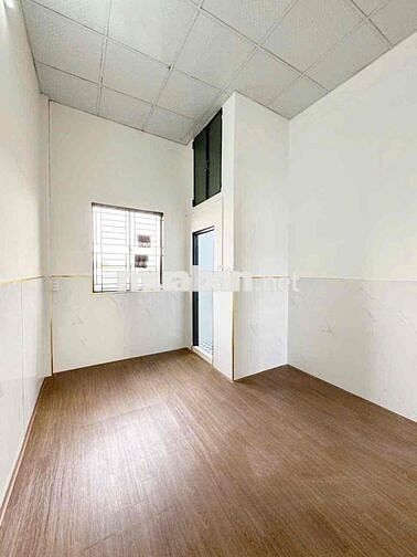 Nhà lầu 2 phòng hẻm 156 Lê Anh Xuân