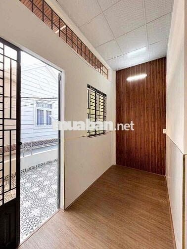 Nhà lầu 2 phòng hẻm 156 Lê Anh Xuân