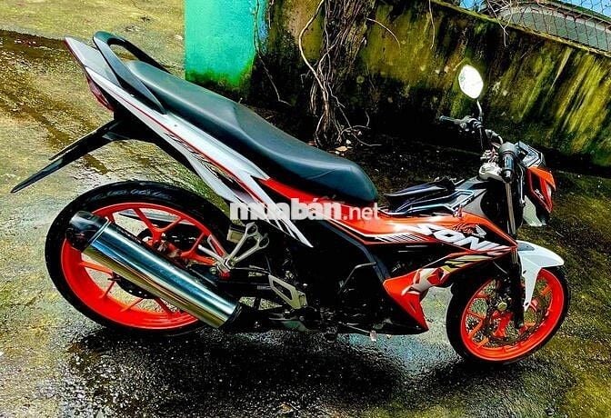 thanh lý sonic nhập thùng cực hiếm