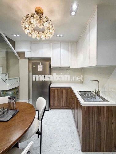 Bán Nhà Hoàng Sa Q3, 50m2(5x10) 5 Tầng, 4PN 4WC Full NT, Giá Mềm.