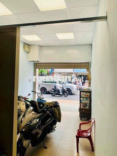 Mặt Bằng Kinh Doanh - 13m2 - Mặt Tiền CMT8, Trung Tâm (Q3,10,Tân Bình)