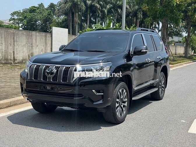 Toyota Land Cruiser Prado 2.7 2019 model 2020