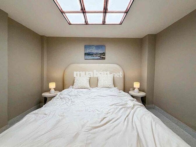 Bán Nhà Hoàng Sa Q3, 50m2(5x10) 5 Tầng, 4PN 4WC Full NT, Giá Mềm.