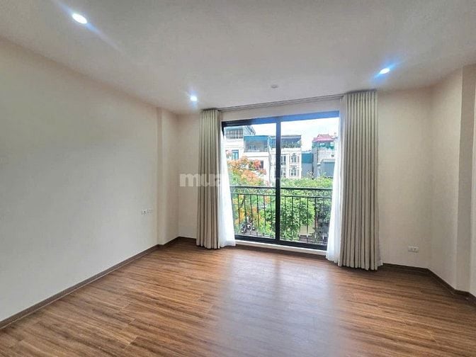 Đội Cấn 29m2-6 tầng-mt 5m-ô tô tránh đỗ 14.5 tỷ(Có thương lượng)