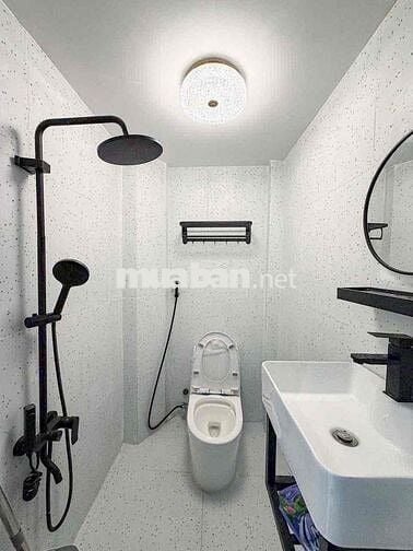 Bán Nhà Hoàng Sa Q3, 50m2(5x10) 5 Tầng, 4PN 4WC Full NT, Giá Mềm.