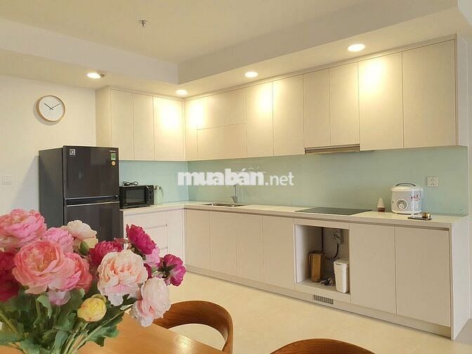 Chỉ còn 1 căn 83m2 2 phòng ngủ full nội thất ở ngay liền view LK81