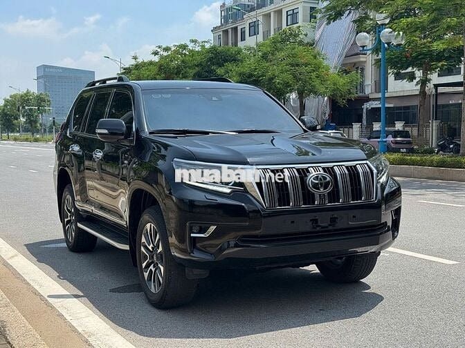 Toyota Land Cruiser Prado 2.7 2019 model 2020