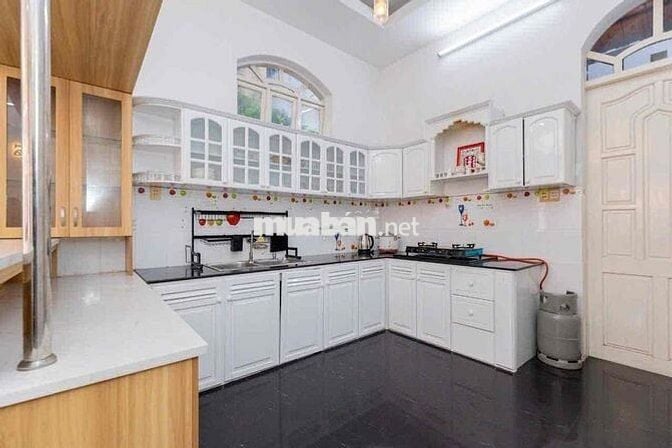 Cho thuê nhà villa mặt tiền Nguyễn An Ninh, Vũng Tàu