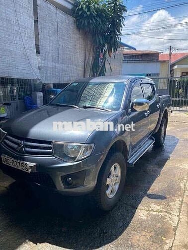 Mitsubishi Triton 2009 GLX 4x2 MT - 250000 km