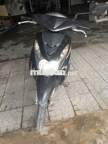 Xe gia đình đang chạy máy zin im ru   mioutimo