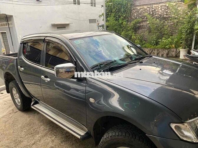 Mitsubishi Triton 2009 GLX 4x2 MT - 250000 km