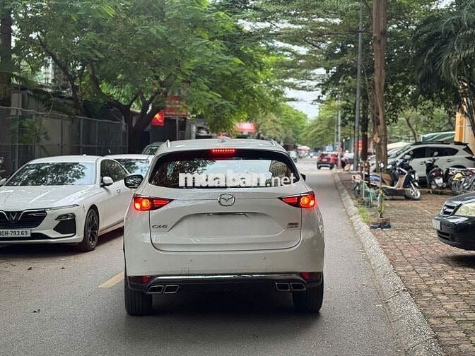 Mazda CX5 2.0 Luxury 2021 màu trắng
