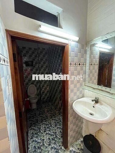 Cho thuê nguyên căn hẻm xe tải , 4pn5wc, Quang Trung p14 Gò vấp