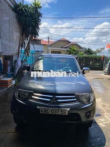 Mitsubishi Triton 2009 GLX 4x2 MT - 250000 km