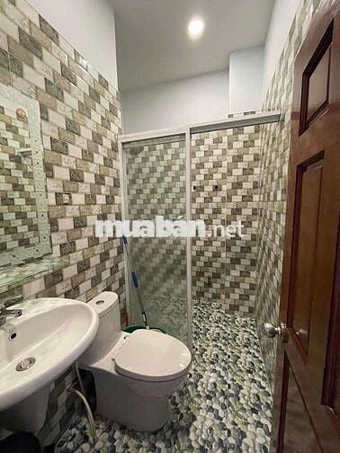 Cho thuê nguyên căn hẻm xe tải , 4pn5wc, Quang Trung p14 Gò vấp