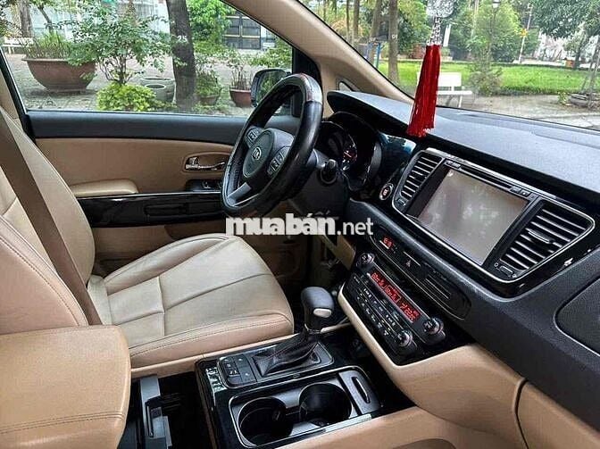 Kia Sedona 2018 2.2 DATH bản Full dầu