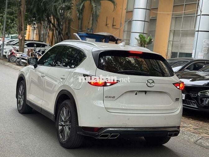 Mazda CX5 2.0 Luxury 2021 màu trắng