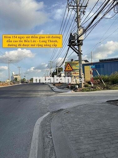 Chính chủ bán đất mặt tiền hẻm 154 Nguyễn Văn Tạo trục chính, Nhà Bè