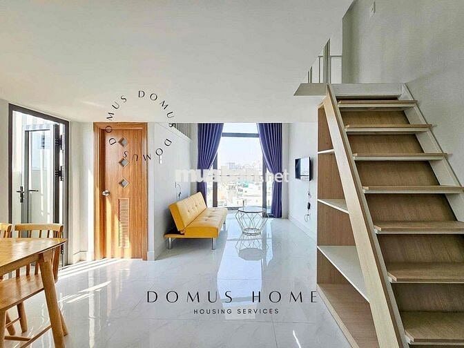 CĂN HỘ CAO CẤP BAN CÔNG GÁC CAO gần CRESCENT MALL QUẬN 7