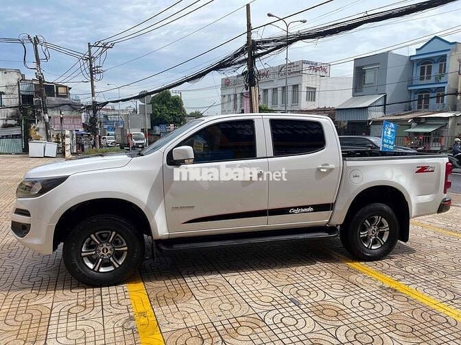 Chevrolet Colorado 2019 2.5L VGT 4x2 AT LT - 83000