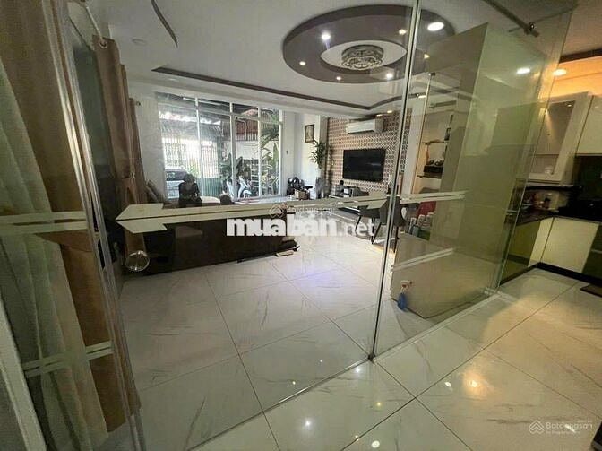 ✨ Cho thuê nhà 2 mặt tiền cực hiếm – Trần Thiện Chánh, Quận 10 ✨