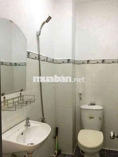 CHO THUE NHÀ HẺM 2 XE MÁY, 1 XET, NGUYỄN TRI PHUONG Q.10