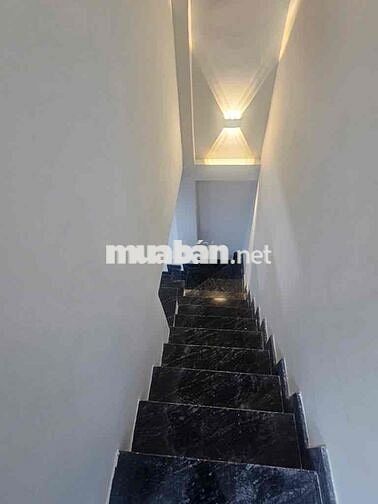 Tân Phú, nhà mới ở ngay, dt 4x8 trệt lầu 2PN, hẻm 4m. Vuông vức, Ko LG