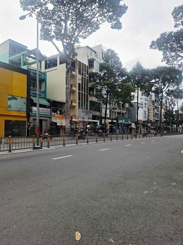 [BÁN NHÀ + QUẬN 11]  đường 3/2 hxh tránh thoải mái - 265m2 - 12,8 tỷ