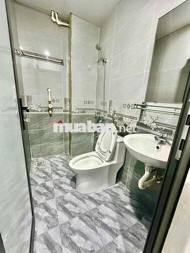 CCMN Thuỵ khuê nội thất mới tingg thoáng mát