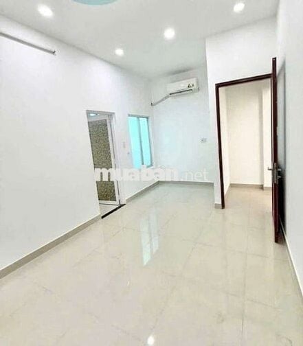 Cho thuê nhà 3 tầng đường 35 HBC 11,5tr/tháng