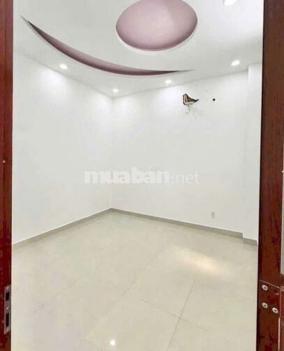 Cho thuê nhà 3 tầng đường 35 HBC 11,5tr/tháng