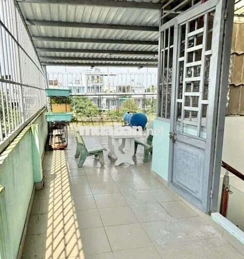 Cho thuê nhà 3 tầng đường 35 HBC 11,5tr/tháng