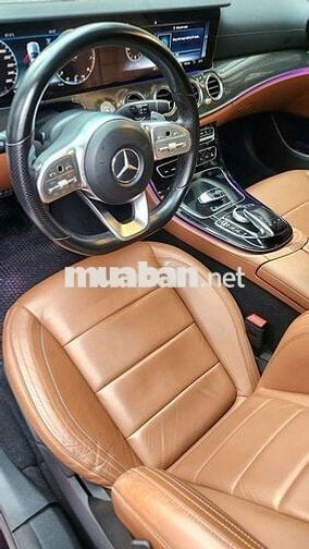 Mercedes Benz E Class 2019 E300 AMG - 38000 km