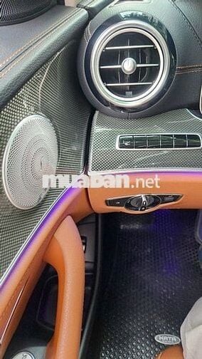 Mercedes Benz E Class 2019 E300 AMG - 38000 km