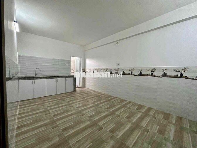 PHÒNG GIÁ RẺ RỘNG THOÁNG DẠNG 1PN - 2PN mặt tiền BẾN LỘI - BÌNH TÂN