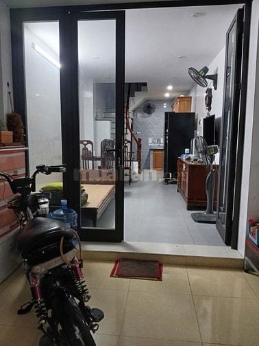 Bán Nhà Phố Đại Từ, Hoàng Mai 32m²,4 Tầng,Nội Thất,Ô Tô Đỗ Cửa, 6,5Tỷ