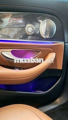 Mercedes Benz E Class 2019 E300 AMG - 38000 km