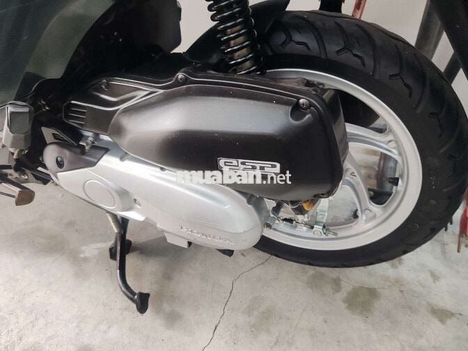 Tôi cần bán honda vision 2020 kg dùng tới