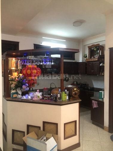 Bán nhà mặt tiền lô góc kiểu biệt thự, Hải Châu, Đà Nẵng, 143m2, 20tỷ