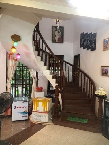 Bán nhà mặt tiền lô góc kiểu biệt thự, Hải Châu, Đà Nẵng, 143m2, 20tỷ