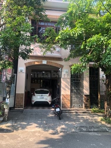 Bán nhà mặt tiền lô góc kiểu biệt thự, Hải Châu, Đà Nẵng, 143m2, 20tỷ