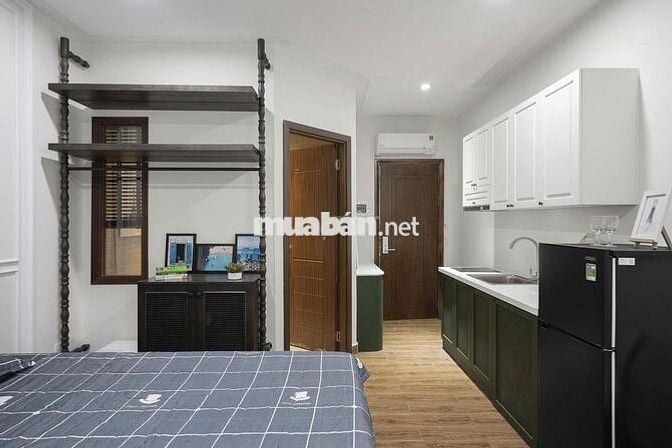 🟢Căn Hộ Cao Cấp Sân Vườn ~55m2 Cửa Sổ Trời Thang Máy Gần Chợ Bến Thành