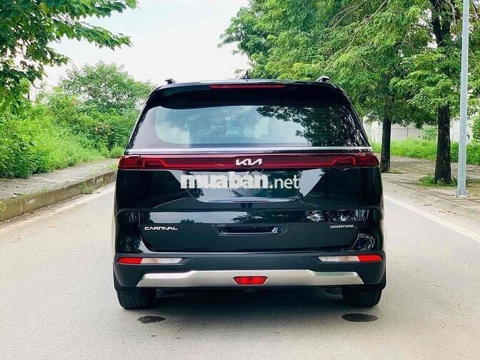 Kia Carnival 2023 Signature 2.2D - 55000 km