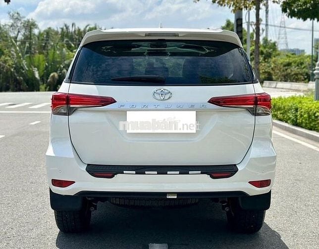 Toyota Fortuner 2024 2.4L 4x2 MT - 49,000 km cọp.