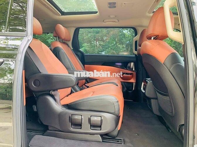 Kia Carnival 2023 Signature 2.2D - 55000 km