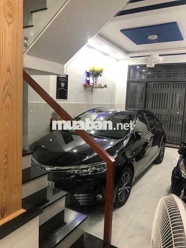 Nhà đẹp ngay Nguyễn Đình Chiểu. Q3 với giá ngộp , OTO ngủ trong nhà