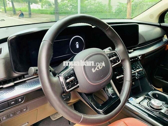 Kia Carnival 2023 Signature 2.2D - 55000 km