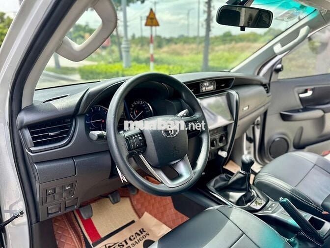 Toyota Fortuner 2024 2.4L 4x2 MT - 49,000 km cọp.