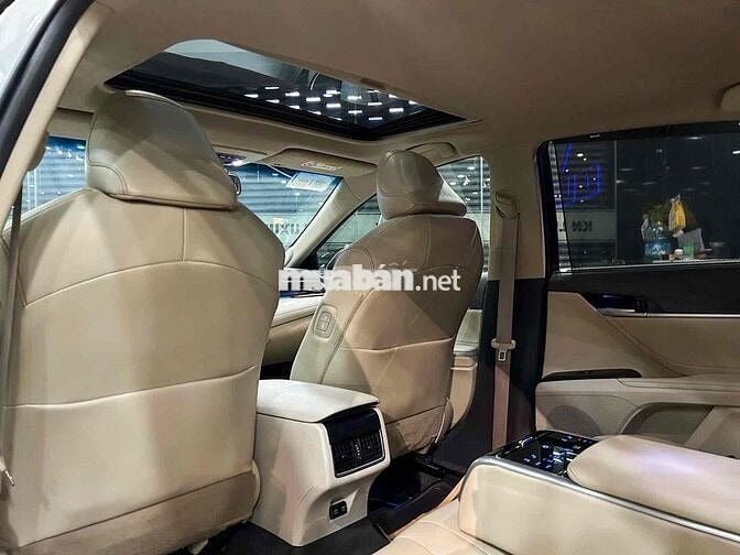 Toyota Camry 2022 2.5HV - 28000 km