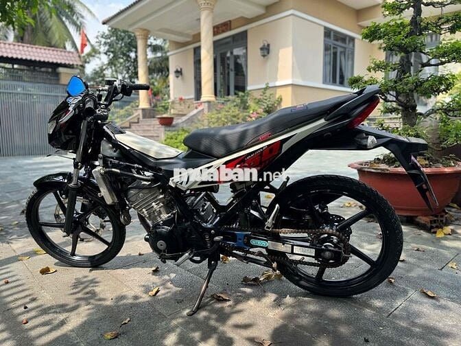 Satria F150 đời 2020 trắng đỏ đen